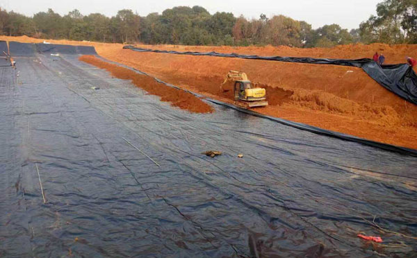 鱼塘精品无码一区二区三区水蜜桃承传